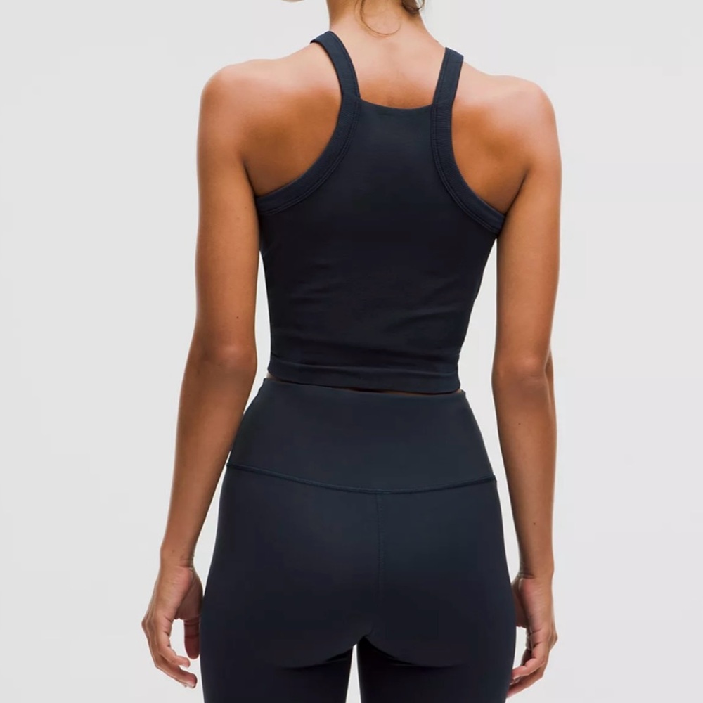 Lululemon Seamless Train Strappy Racerback🖤train in total comfort🖤tight fit🖤
